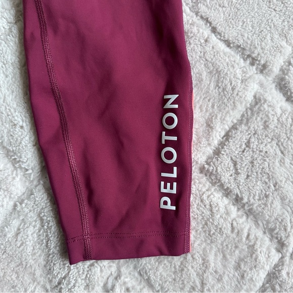 Peloton | Purple Move Mission Rib Insert Leggings | Size Extra Large - Picture 5 of 11